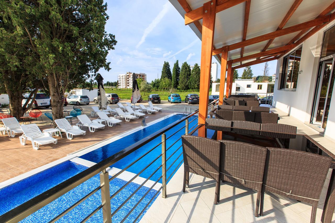 Hotel Hoti II Ulcinj Exteriér fotografie